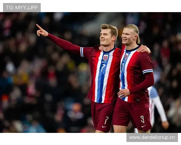 哈兰德与莱万:历史中锋终结效率及持续性对比分析 哈兰德与莱万:历史中锋终结效率及持续性对比分析