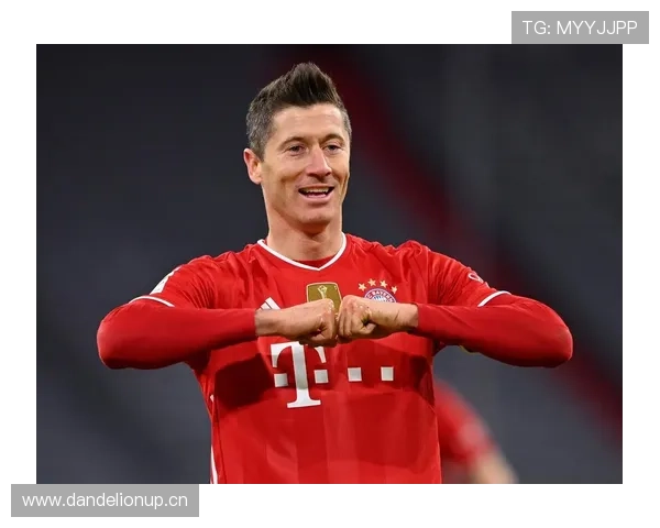 凯恩 vs 莱万：顶级中锋的稳定性差距在哪