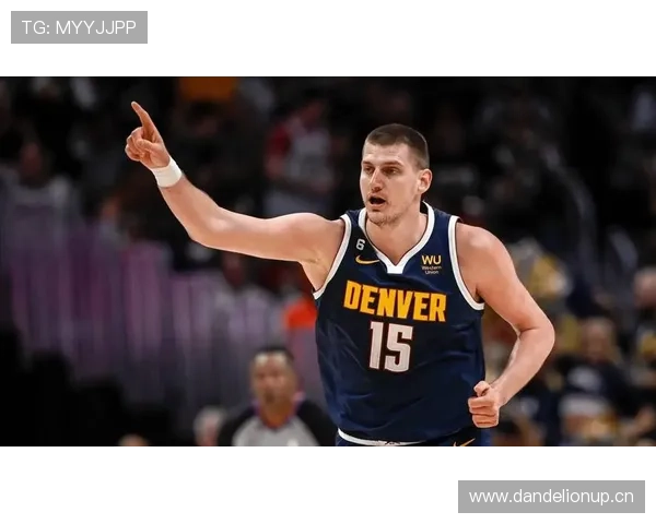 扎伊恩背身单打制造爆发 与约基奇策应风格对立